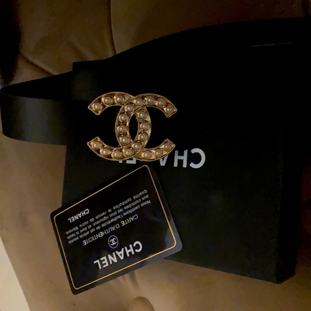 Chanel black belt